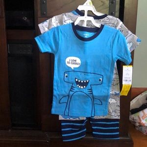 ‼️Carter’s summer pjs‼️